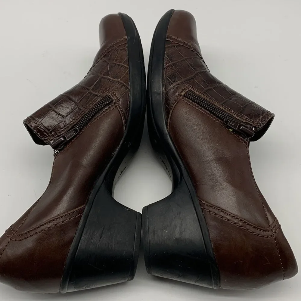 Clarks Bendables Brown Leather Booties size 9M